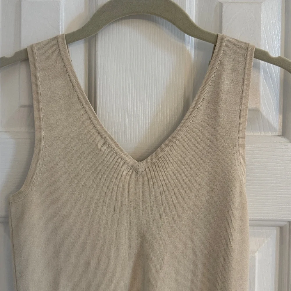 Caché Vintage Cream Silk Blend Very Embellished V-Neck Bodycon Top - Picture 8 of 11